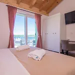 Vila Marin Klimno